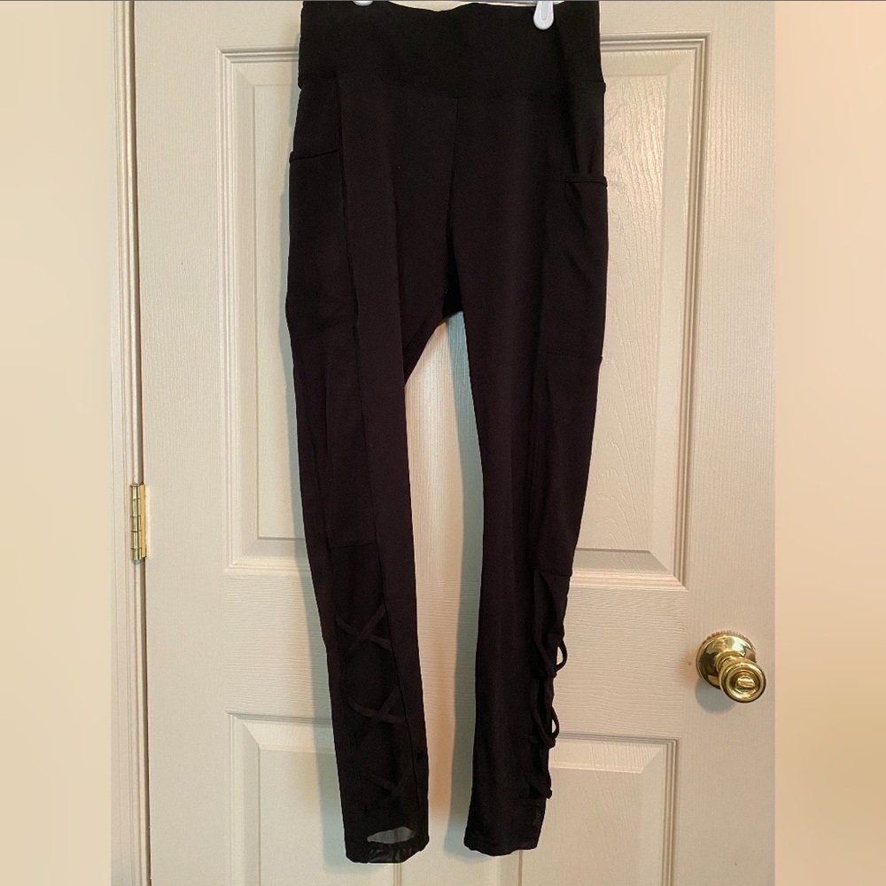 Black PopFit Leggings